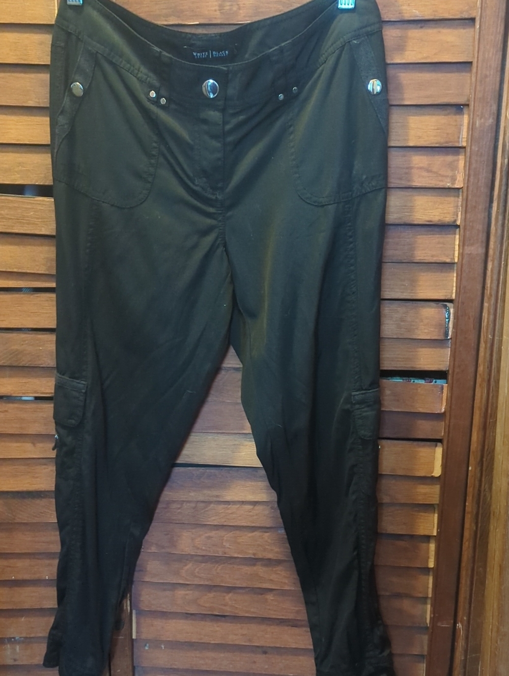 White House Black Market Black Cargo Jogger Pants with Stud Details Sz 00